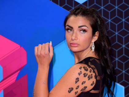 Ecco chi è Elettra Lamborghini. La ragazza da 42 piercing