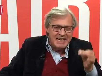 Scandalo Unar, anche Vittorio Sgarbi dice la sua: "I gay non sono una categoria protetta"