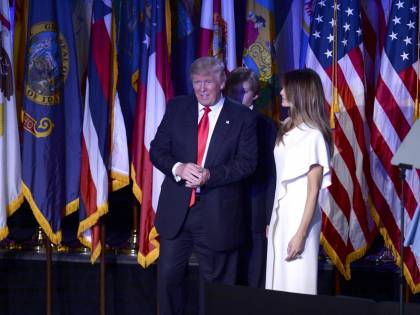 Milly D'Abbraccio e Donald Trump, immagini