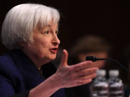 La Yellen vuol frenare Trump: "Non tocchi le regole finanziarie"