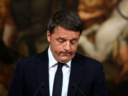 Matteo Renzi sale al Quirinale, ma Mattarella lo "congela"