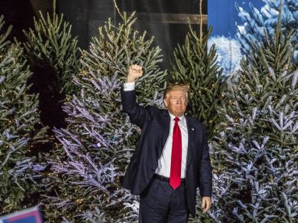 Trump minaccia pure la Toyota: "Produca in Usa o tasse altissime"