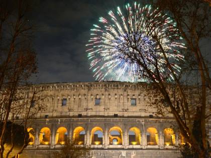Raggi, grana Capodanno: salta pure il concertone