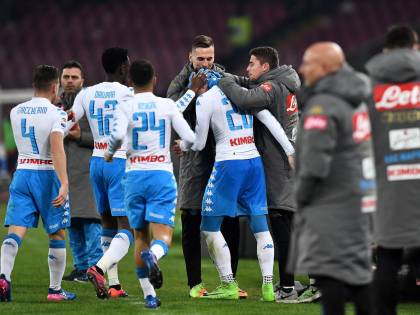 Il Napoli non si ferma più: 2-0 al Genoa e 2° posto provvisorio