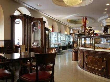 E per fare un salto indietro nel tempo basta andare a Trieste a bere il caffè