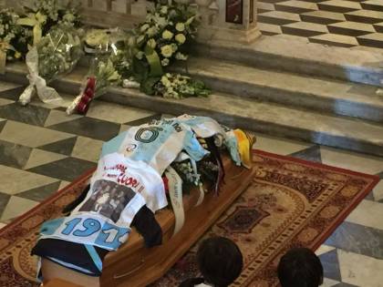 Suicida a Lavagna, la Finanza: "Ci ha chiamato la madre"