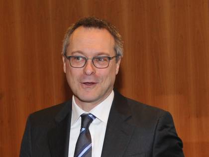 Confindustria boccia Conte: "Il Recovery Plan è da rifare"