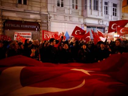 Turchia, sanzioni contro l'Olanda: ingresso vietato all'ambasciatore