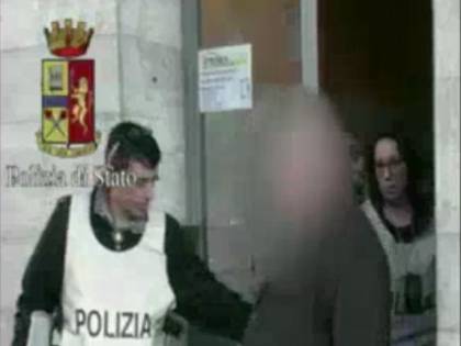 Orrore a Torino: stupro di gruppo durante sedicenti "sedute curative"