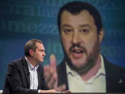 Famiglie gay, De Magistris accusa la Lega