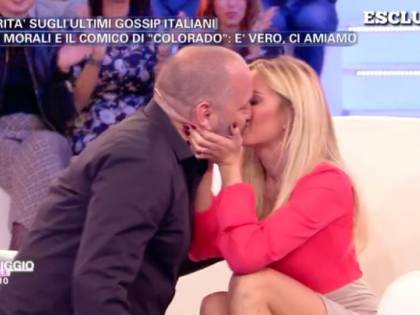 Elena Morali e Scintilla si giurano amore eterno. Ma sul web spuntano le foto con Bossi