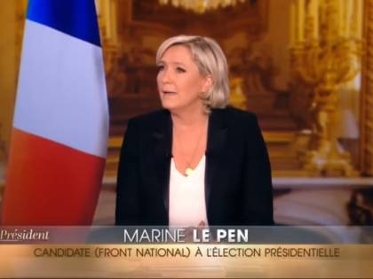 Marine Le Pen a TF1: "Via la bandiera dell'Ue dallo studio"