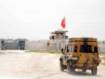 Gli Usa inviano truppe sul confine tra Turchia e Siria