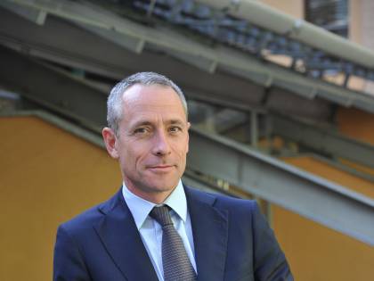 Poste, utile giù del 26%. Ma blinda il dividendo
