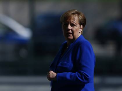 La vendetta della Merkel: isolare Trump al G20