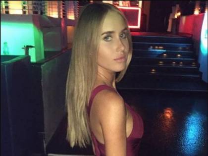 Modella denuncia la Hyundai: "Licenziata perché avevo il ciclo mestruale"