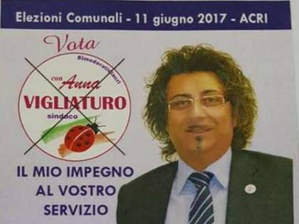 Gaffe e strafalcioni al comizio: il web elegge Cofone