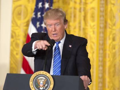 Usa, la paura potrebbe far saltare la riforma della sanità di Trump