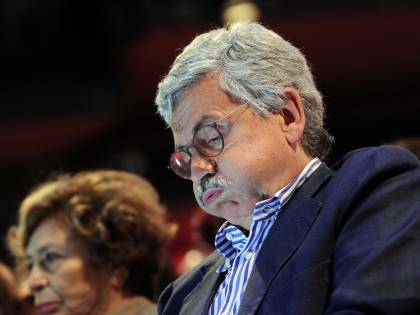 D'Alema vola a Pechino per celebrare l'anniversario di Marx