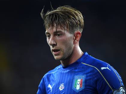 I tifosi della Fiorentina attaccano Bernardeschi: "Incarni lo stile Juve, coniglio"