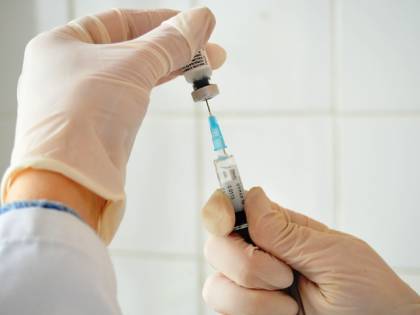 "A scuola ci sono bambini senza vaccini. Ho paura per mia figlia"