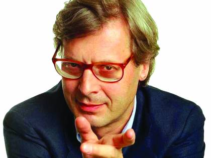 Trans, Sgarbi si confessa: "Il terzo sesso mi attrae, sono stato con Eva Robins"