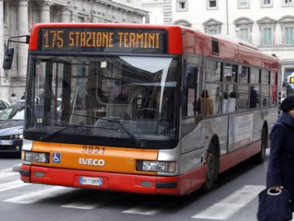 Roma, lo scandalo delle partecipate: in tremila assenti ogni giorno