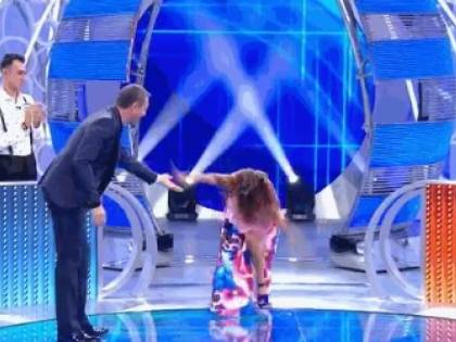 Reazione a Catena, la Guaccero rischia di cadere in diretta tv