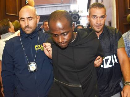 Rimini, il racconto della trans: "Così ho smascherato Butungu"