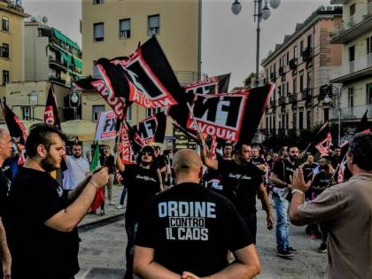 Roma, scontri tra Forza Nuova e la polizia