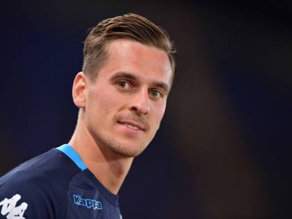 Il Napoli conferma: "L'infortunio al ginocchio di Milik è serio"