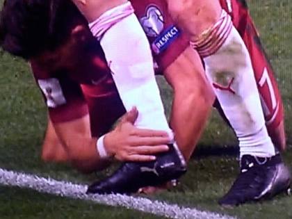 Portogallo-Svizzera, scintille André Silva-Lichtsteiner: lo svizzero calpesta il portoghese