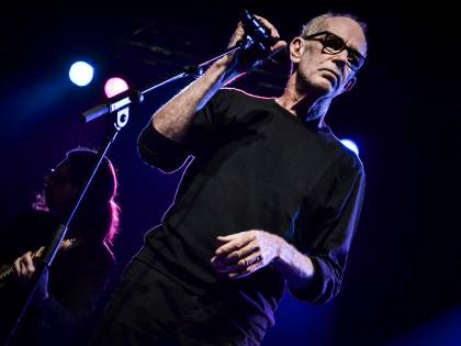 Cambia look ma non stile. Il "Generale" De Gregori va alla conquista degli Usa