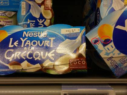 Nestlè cancella le croci dalle confezioni di yogurt