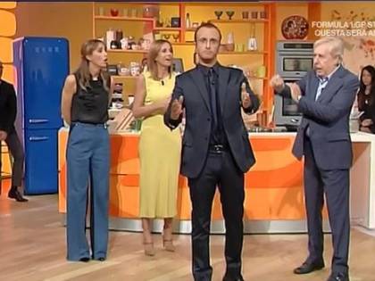 Domenica In, Galeazzi: "Mi si stringe il cuore"