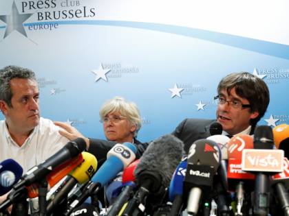 Ordine cattura per Puigdemont. Il governo catalano in carcere