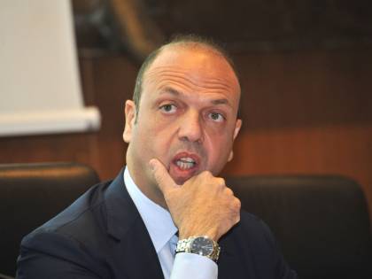 Ap e Ncd si scindono: c'è l'intesa sui gruppi