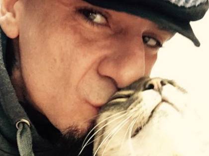 J-Ax torna a "The Voice" e rivela: "Dopo la fine degli Articolo 31 ho fatto uso di cocaina"
