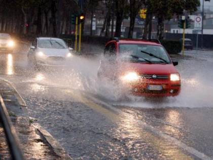 Cambio gomme entro il 15 maggio: multe fino a 1700 euro