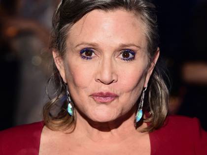 "Questo episodio è dedicato a Carrie Fisher"