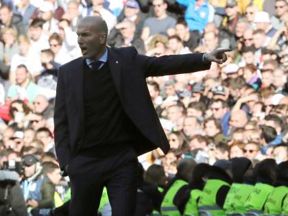 Zidane, «ruleta» sbagliata Dalle stelle alle stalle «Col Psg mi gioco il Real»