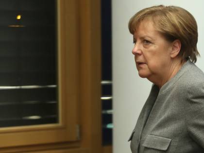 Davos, Merkel attacca i dazi voluti da Trump