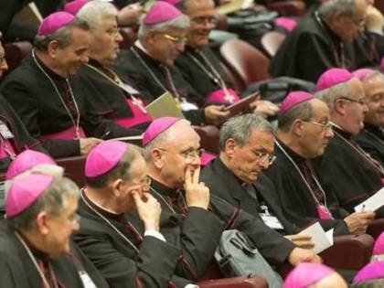 Bassetti (Cei): "No a xenofobia e imprenditori della paura"
