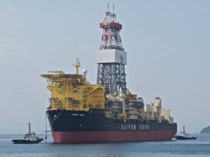 Eni costretta a cedere ai turchi. La nave bloccata torna indietro