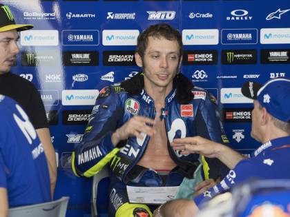 MotoGp, Valentino Rossi: "Devastato dalla morte del Sic, ho proseguito solo per amore"