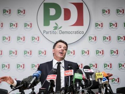 Renzi sbatte la porta in faccia ai 5 Stelle: "Sono una baby gang"