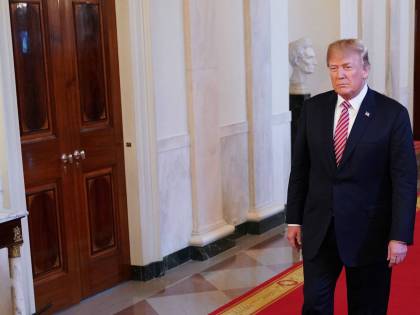 Trump apre ai negoziati con la Ue. Ma l'auto tedesca rischia 20 miliardi