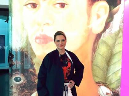 La gaffe di Simona Ventura: "Il murale Salvini-Di Maio è omofobo"