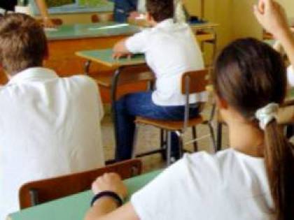 Arezzo, la scuola premia con un assegno gli studenti con la media alta