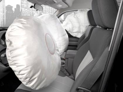 Maxi-richiamo Toyota per problemi all'airbag